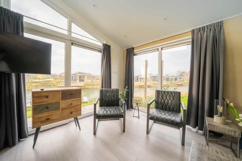 EuroParcs De Kraaijenbergse Plassen-